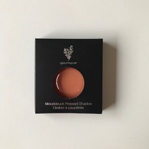 Younique pressed Shadow